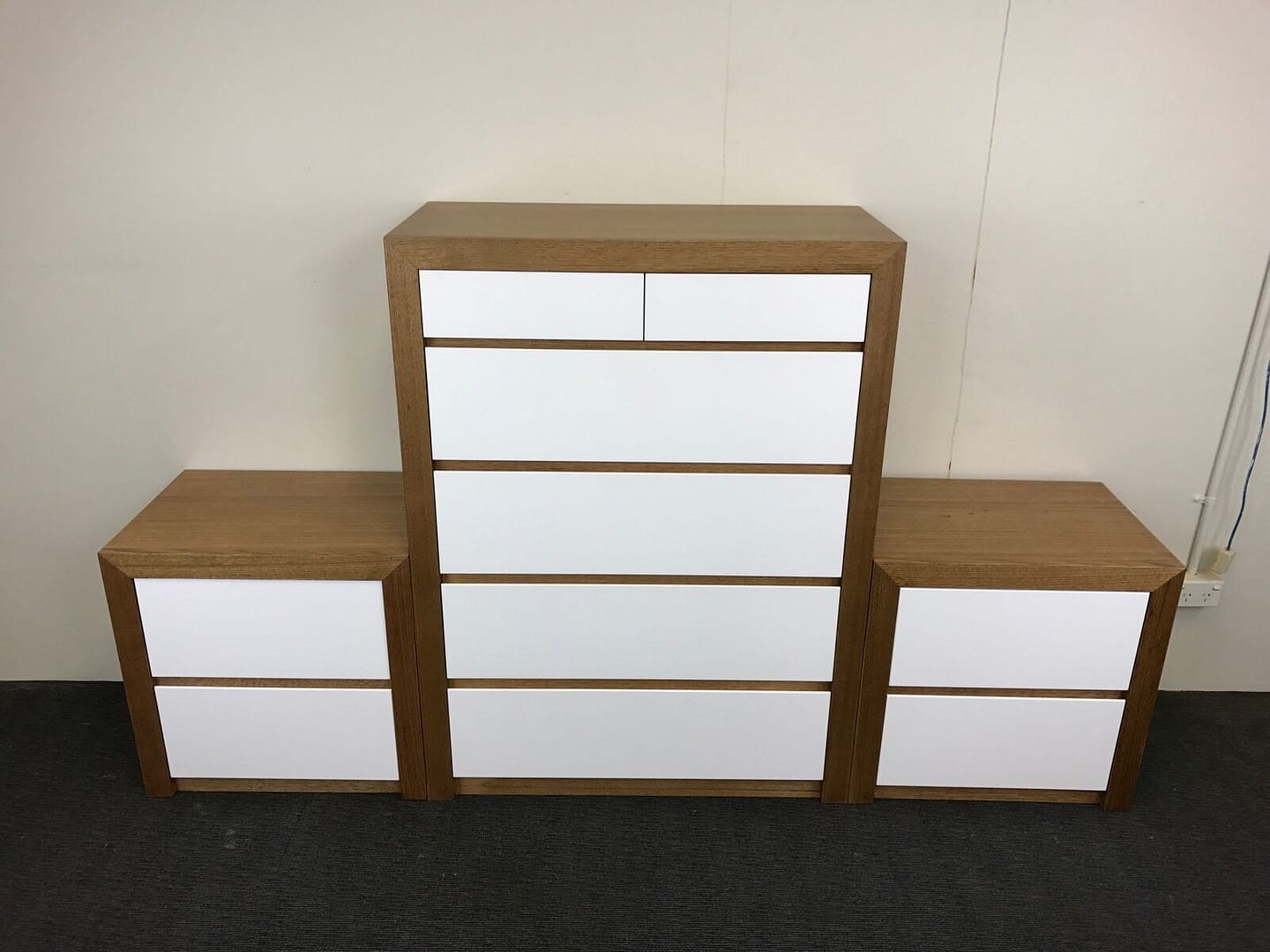 Aus Made Solid American Walnut Hardwood Retro Dining Table 1800/900 - Image 3