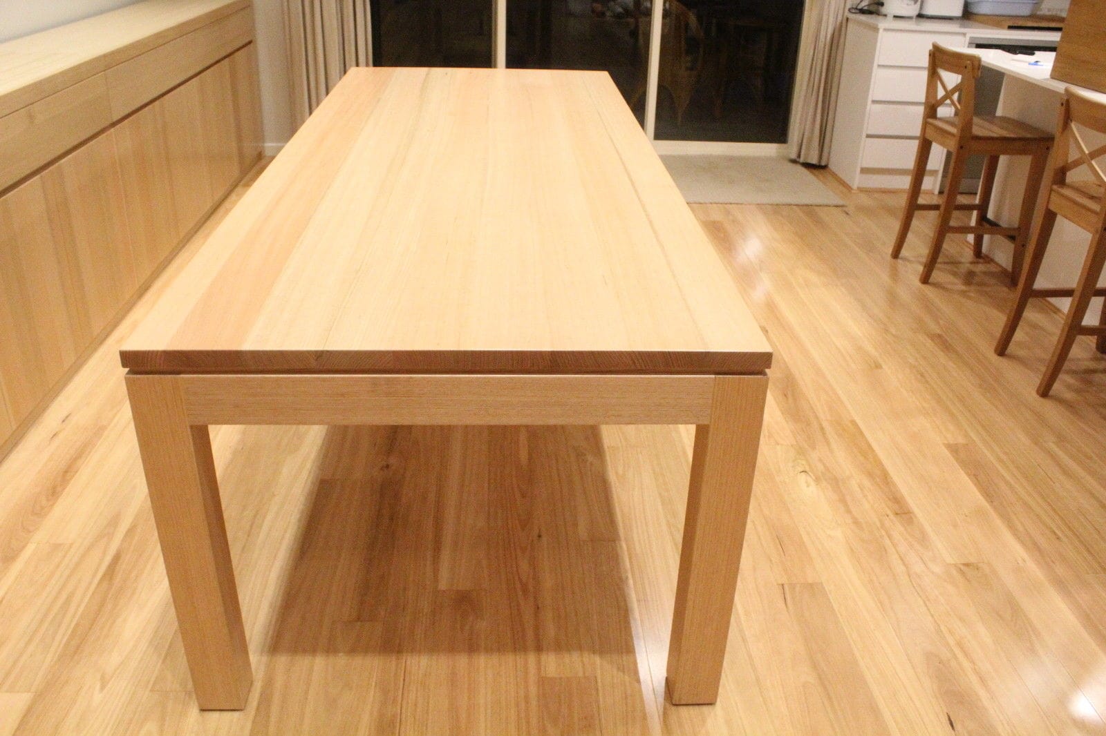 Local Made Solid Tasmanian Oak Hardwood Timber Vermont Dining Table 2100w - Image 3