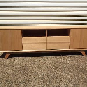 Quality tassie oak Retro Tv Unit made in Australia