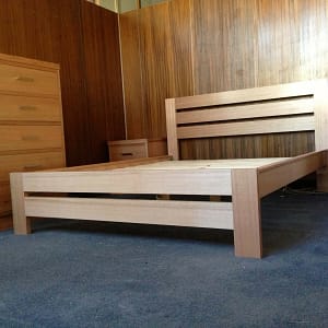Quality Tassie oak queen bedroom suite made in Australia!