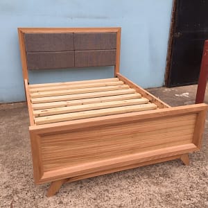 Tassie Oak New Retro Queen Bed Made in Australia!